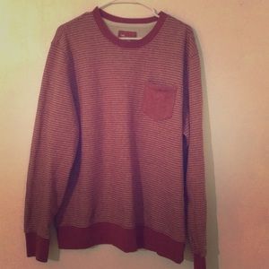 Men’s GAP sweatshirt